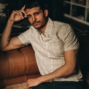 NWOT The Short Sleeve Jack in Ash Madras - XL - 44